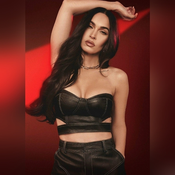 BOOHOO Cut Out Bandit Bandeau - Picture 1 of 5